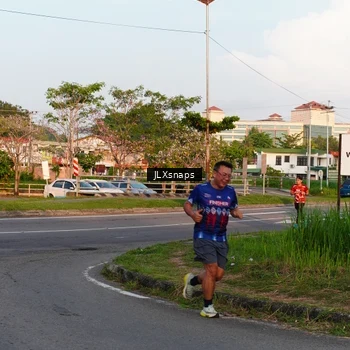 Runner Photo 8006167