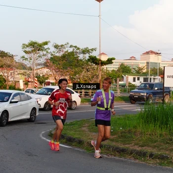 Runner Photo 8006171