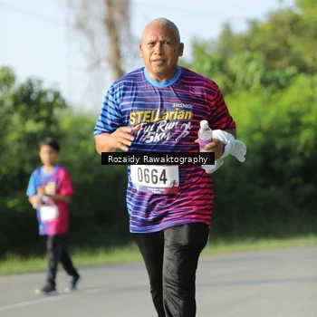Runner Photo 8006173