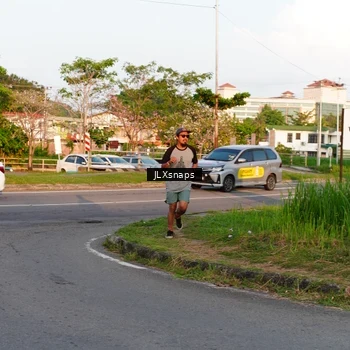 Runner Photo 8006187