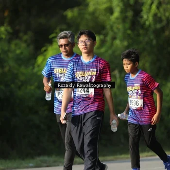 Runner Photo 8006202