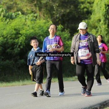 Runner Photo 8006215
