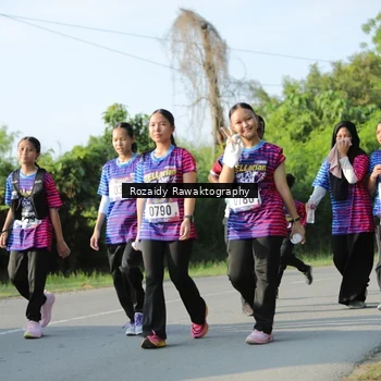 Runner Photo 8006220