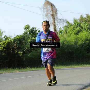 Runner Photo 8006233