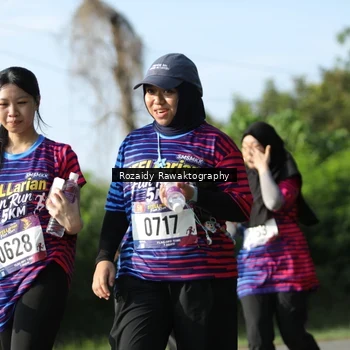 Runner Photo 8006245