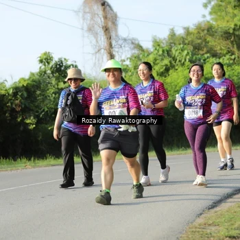 Runner Photo 8006278