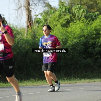 Runner Photo 8006290