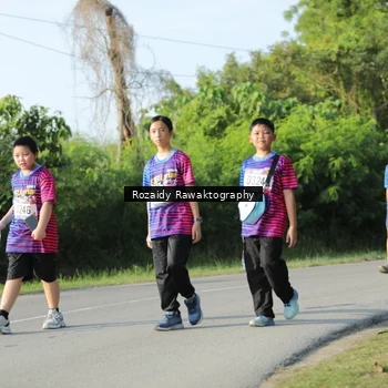 Runner Photo 8006310