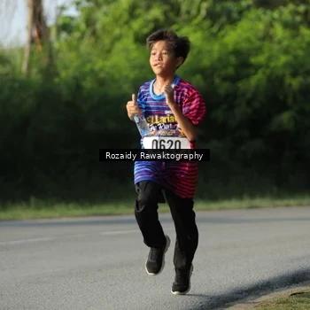 Runner Photo 8006319
