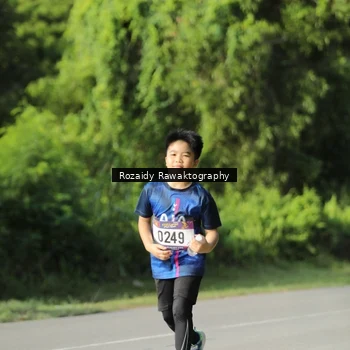 Runner Photo 8006324