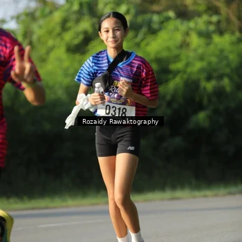 Runner Photo 8006338
