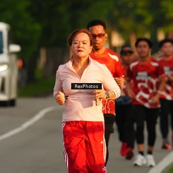 Runner Photo 8006348
