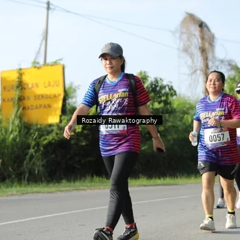 Runner Photo 8006351
