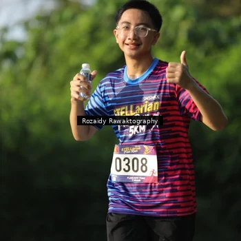 Runner Photo 8006358