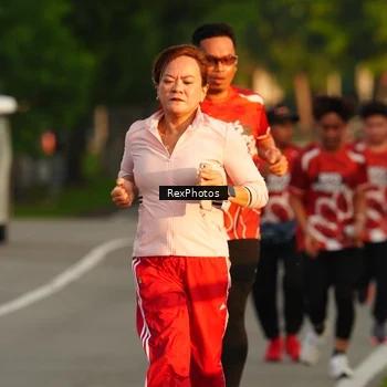 Runner Photo 8006364