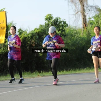 Runner Photo 8006373