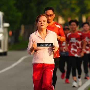 Runner Photo 8006379