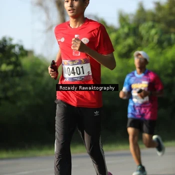 Runner Photo 8006413