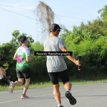 Runner Photo 8006430