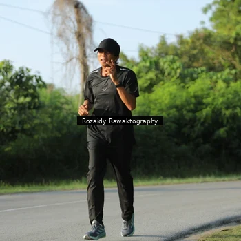 Runner Photo 8006446