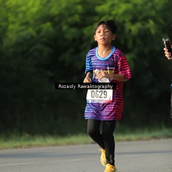 Runner Photo 8006530