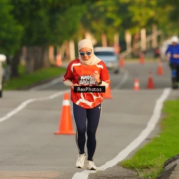 Runner Photo 8006573