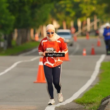 Runner Photo 8006582