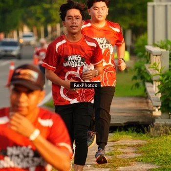 Runner Photo 8006605