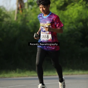Runner Photo 8006629