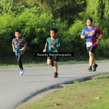 Runner Photo 8006639