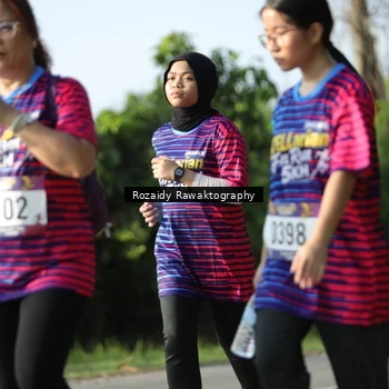 Runner Photo 8006642