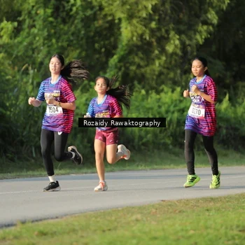 Runner Photo 8006663
