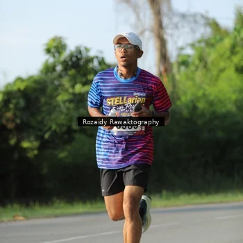 Runner Photo 8006664