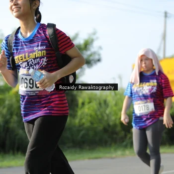Runner Photo 8006684