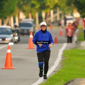 Runner Photo 8006700