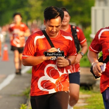 Runner Photo 8006723