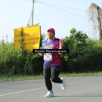 Runner Photo 8006736