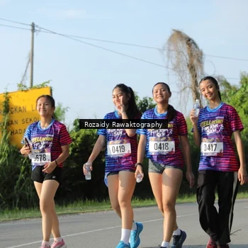 Runner Photo 8006752