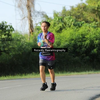 Runner Photo 8006775