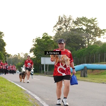 Runner Photo 8006822