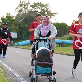 Runner Photo 8006828