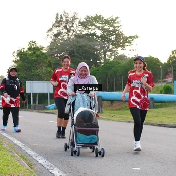 Runner Photo 8006831