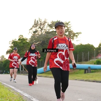 Runner Photo 8006840