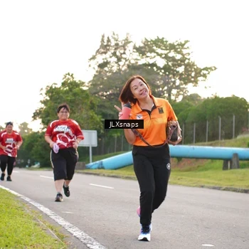 Runner Photo 8006854