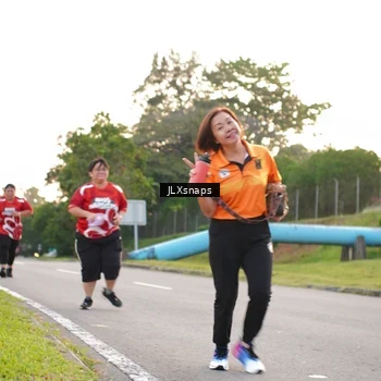 Runner Photo 8006856