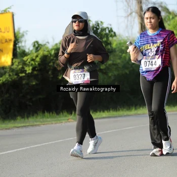 Runner Photo 8006867