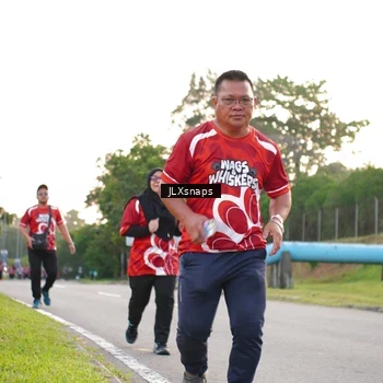 Runner Photo 8006871