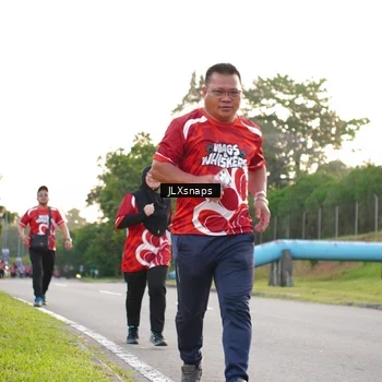 Runner Photo 8006874