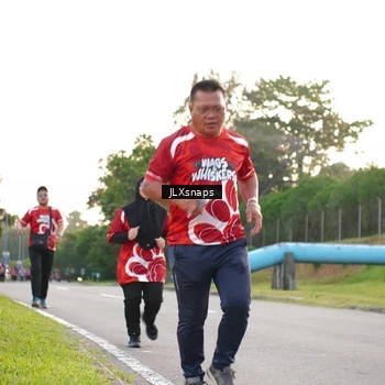 Runner Photo 8006876