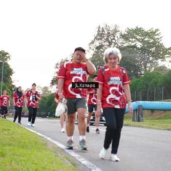 Runner Photo 8006887